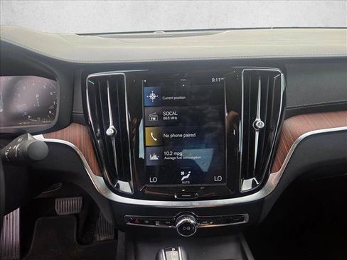 Used 2019 Volvo S60 T5 Inscription FWD image 12