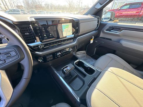 New 2025 GMC Sierra 1500 SLT w/ SLT Premium Plus Package image 24