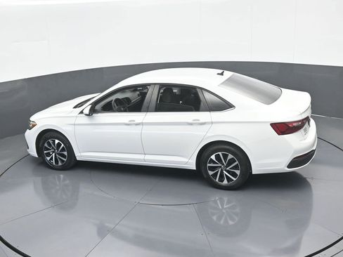 Used 2023 Volkswagen Jetta S image 45