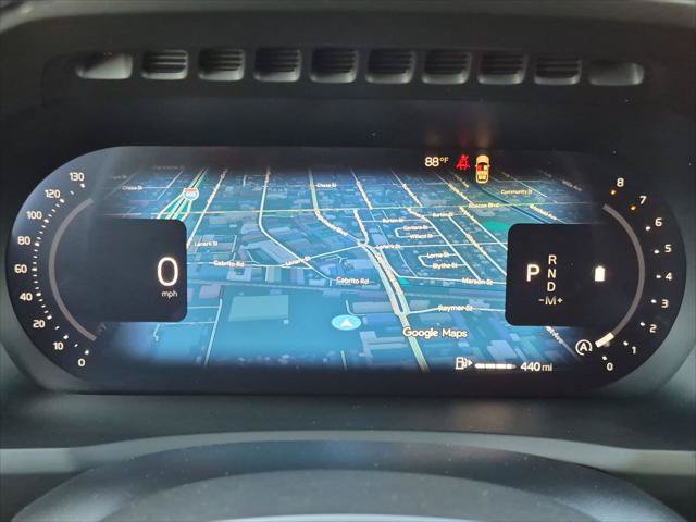 Certified 2026 Volvo XC90 B6 Plus AWD/4WD image 16