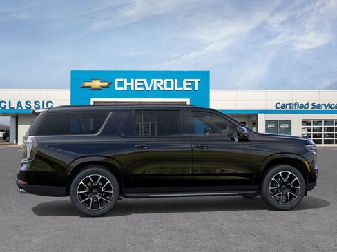 New 2026 Chevrolet Suburban RST w/ Advanced Technology Package image 5