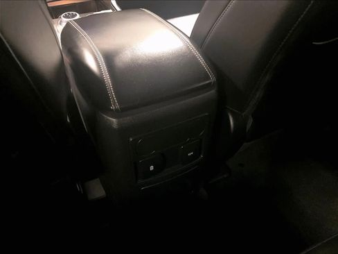 Used 2023 Ford Explorer XLT w/ Equipment Group 202A image 24