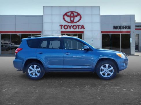 Used 2010 Toyota RAV4 Limited image 7