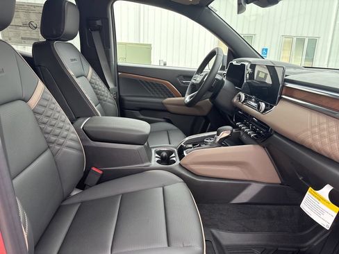 New 2026 GMC Canyon Denali AWD/4WD image 31