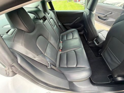 Used 2020 Tesla Model 3 Long Range AWD/4WD image 23