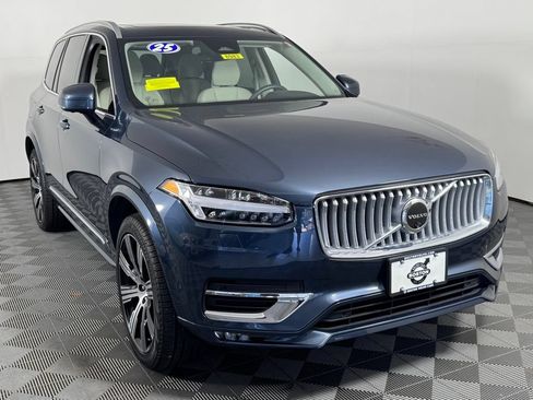 Certified 2025 Volvo XC90 B6 Plus w/ Protection Package Premier AWD/4WD image 3