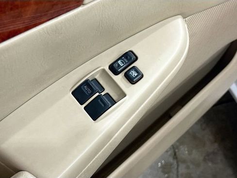 Used 2006 Toyota Solara SLE image 17