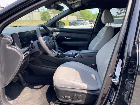 Used 2025 Hyundai Santa Cruz SEL image 9