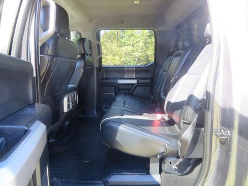 Used 2019 Ford F250 Lariat w/ Lariat Value Package image 22