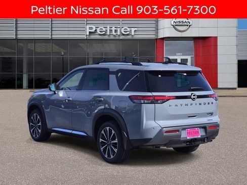 New 2026 Nissan Pathfinder Platinum image 3