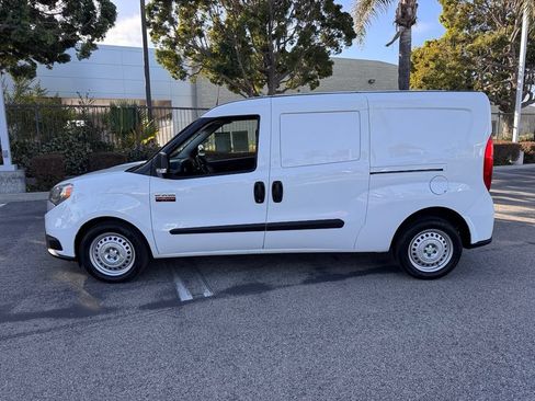 Used 2022 RAM ProMaster City Tradesman FWD image 5