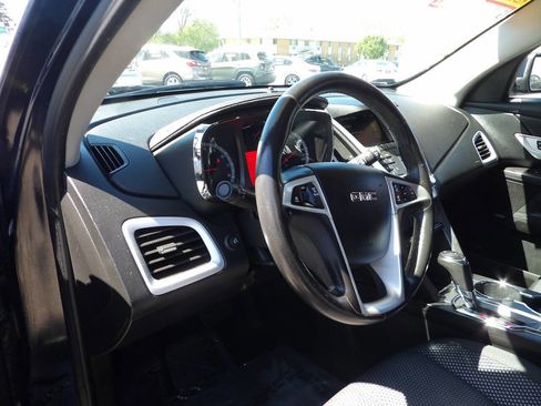 Used 2017 GMC Terrain SLE w/ Convenience Package FWD image 6