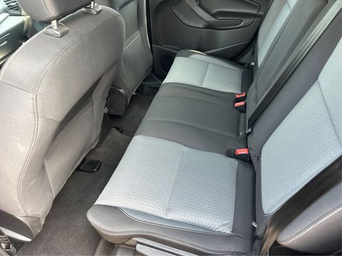 Used 2018 Ford Escape SE w/ SE Sync 3 Package AWD/4WD image 12