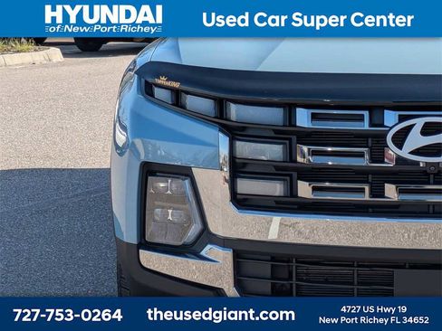 Used 2025 Hyundai Santa Cruz Limited image 9