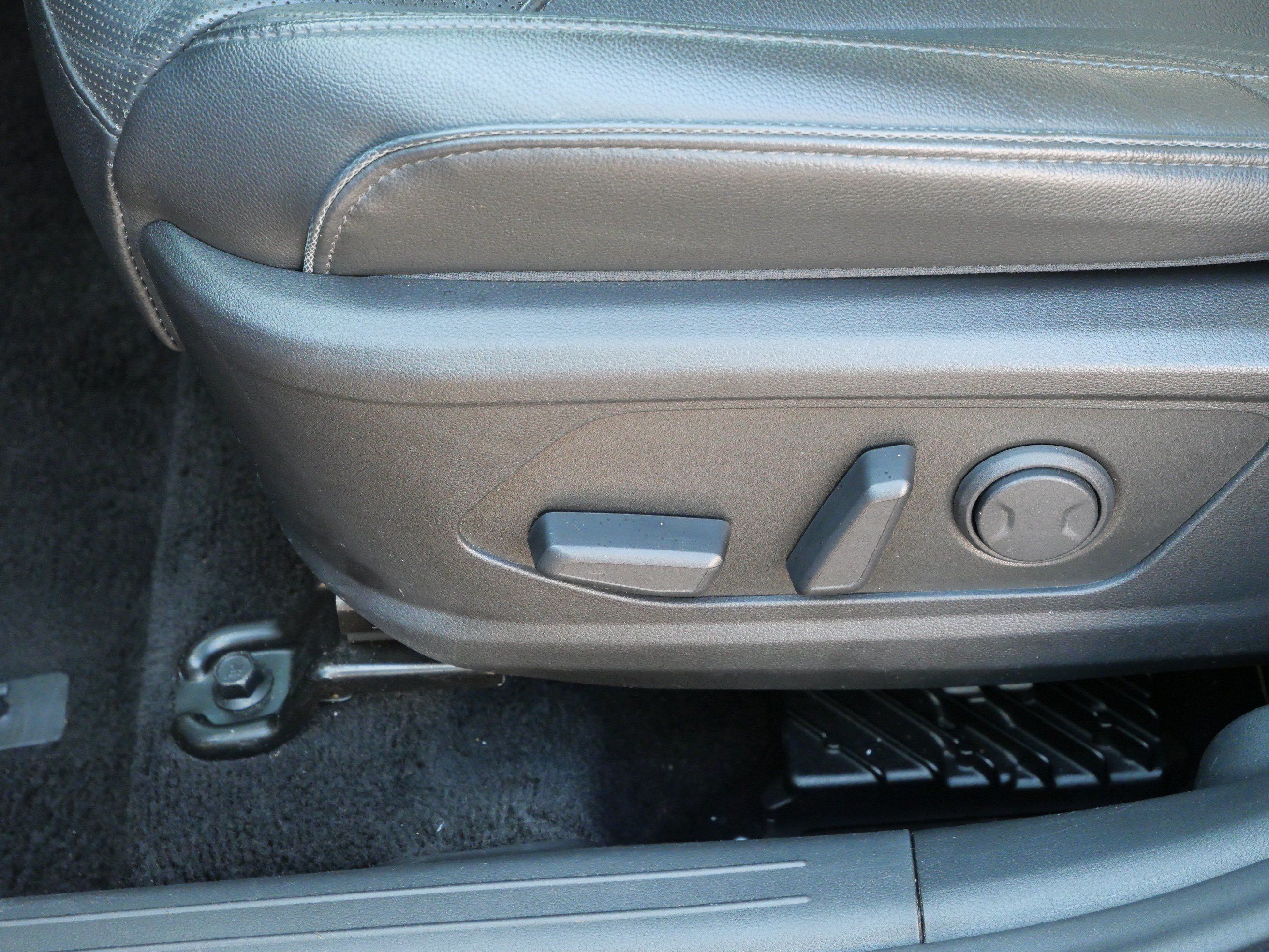 Used 2024 Hyundai Tucson Limited AWD/4WD image 19