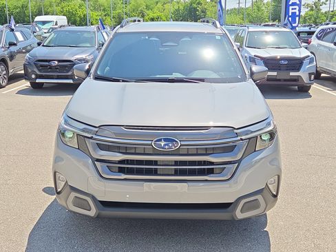 Certified 2025 Subaru Forester Limited w/ Protection Package (1PH) AWD/4WD image 8