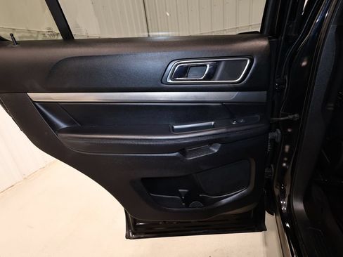 Certified 2019 Ford Explorer XLT w/ Equipment Group 201A AWD/4WD image 15