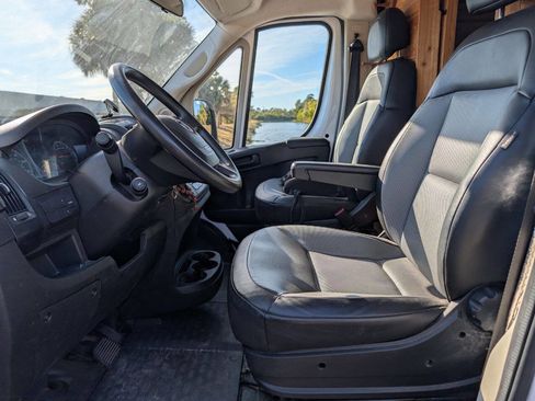 Used 2019 RAM ProMaster 1500 image 13