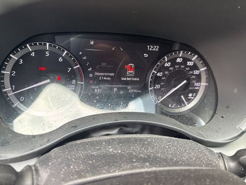 Used 2021 Toyota Highlander XLE FWD image 8