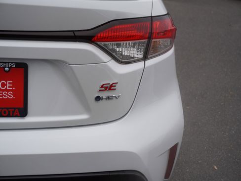 New 2026 Toyota Corolla SE image 10