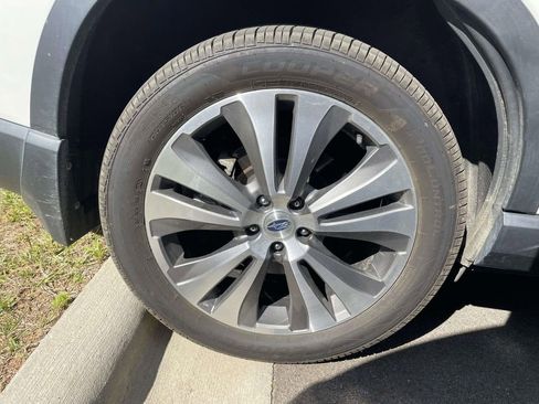 Used 2020 Subaru Ascent Limited w/ Technology Package image 5