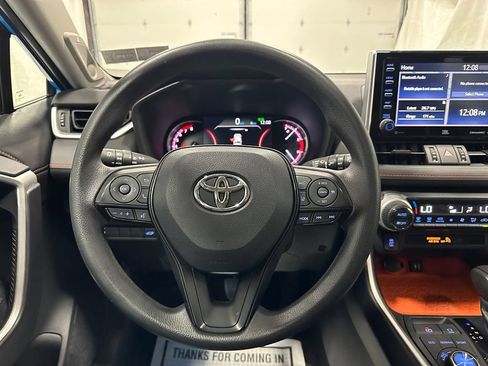 Used 2019 Toyota RAV4 Adventure w/ All Weather Liner Package AWD/4WD image 18