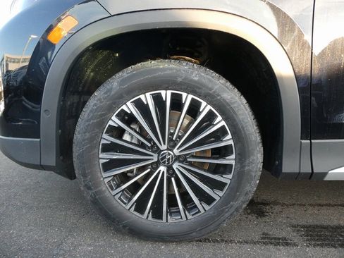 New 2026 Volkswagen Tiguan S image 17