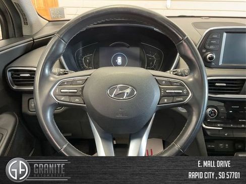 Used 2019 Hyundai Santa Fe Limited image 17