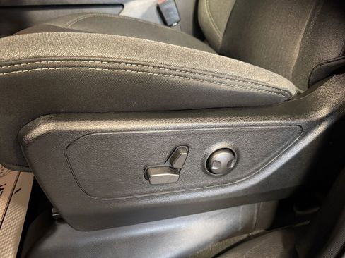 Used 2023 RAM 1500 Big Horn AWD/4WD image 13
