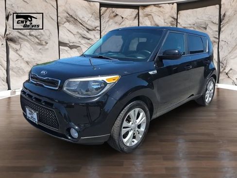 Used 2016 Kia Soul + FWD image 1
