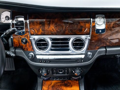 Used 2012 Rolls-Royce Ghost RWD image 44