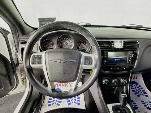 Used 2014 Chrysler 200 Limited w/ Sun/Sound Group FWD image 11
