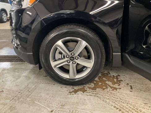 Used 2023 Ford Edge SEL w/ Convenience Package image 27