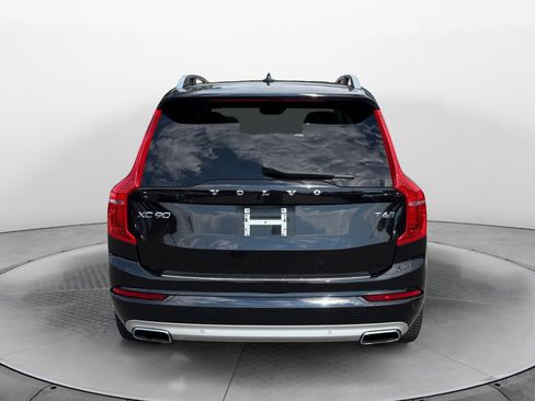 Used 2017 Volvo XC90 T6 Momentum w/ Vision Package AWD/4WD image 6