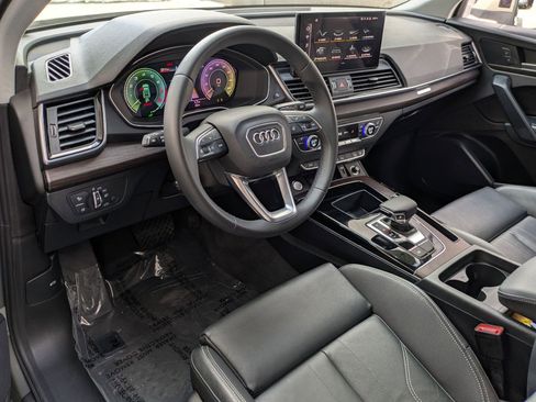 Used 2023 Audi Q5 e Premium w/ Convenience Package AWD/4WD image 15