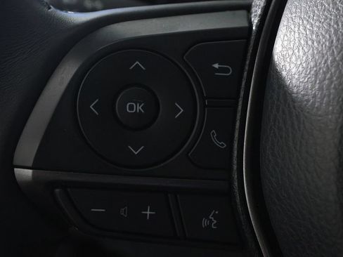 Used 2023 Toyota Camry SE FWD image 21
