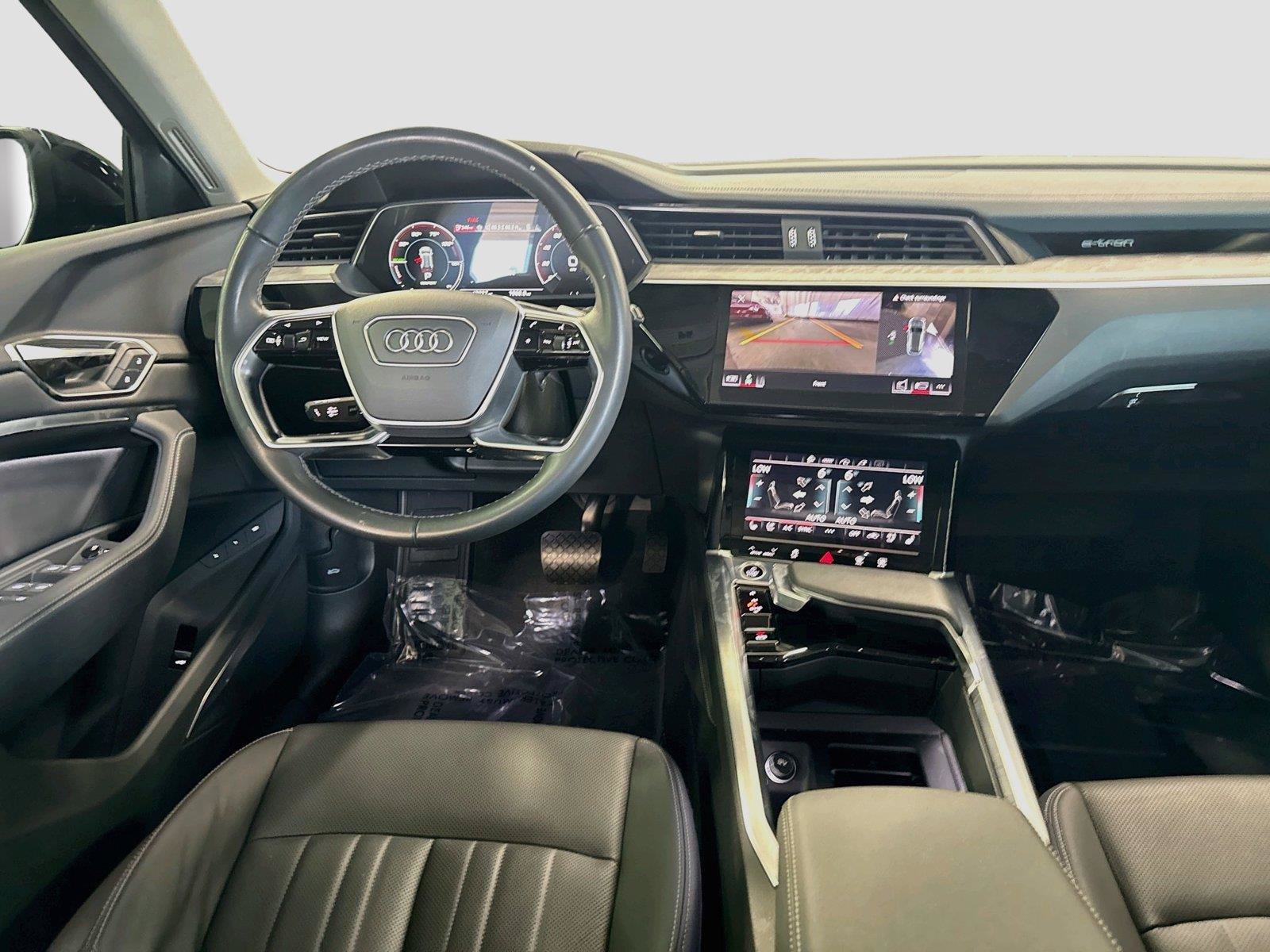 Used 2024 Audi Q8 e-tron Premium Plus AWD/4WD image 23