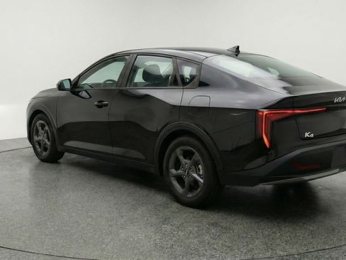 Used 2025 Kia K4 FWD image 6