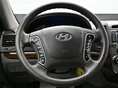 Used 2012 Hyundai Santa Fe GLS AWD/4WD image 16