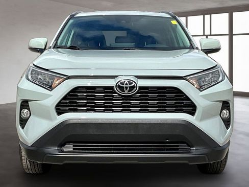 Used 2021 Toyota RAV4 XLE FWD image 2
