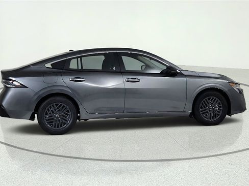 Used 2026 Nissan Sentra SV w/ Floor Mat Package FWD image 7