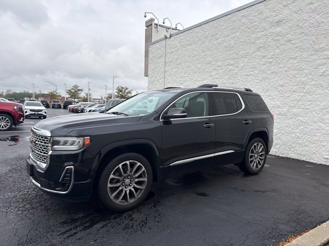 Used 2023 GMC Acadia Denali w/ Denali Ultimate Package AWD/4WD image 3