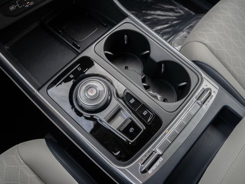 New 2026 Kia Carnival SX w/ SX Dark Edition Package image 21