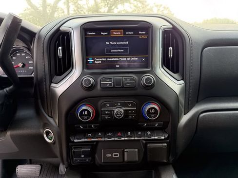 Used 2021 Chevrolet Silverado 1500 LT Trail Boss w/ Convenience Package II AWD/4WD image 14