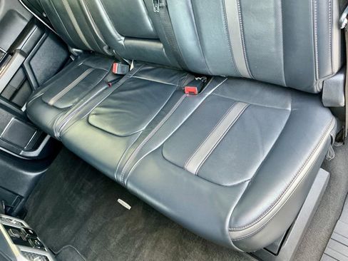 Used 2022 Ford F250 Platinum w/ FX4 Off-Road Package image 29