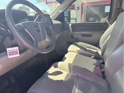Used 2012 GMC Sierra 2500 SLE w/ SLE Preferred Package AWD/4WD image 15