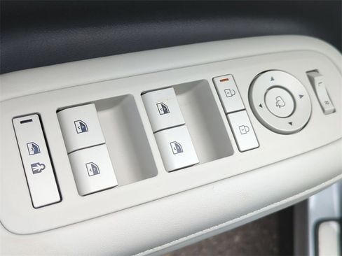 New 2025 Hyundai Santa Fe Calligraphy image 11