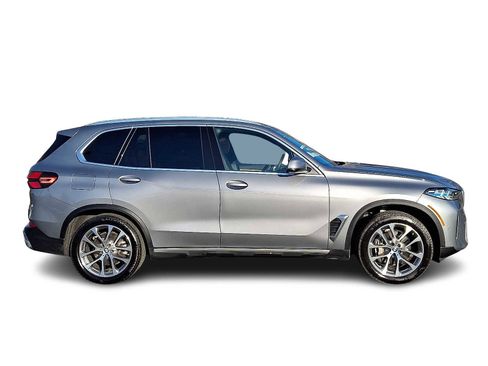 Certified 2024 BMW X5 xDrive40i w/ Premium Package image 7