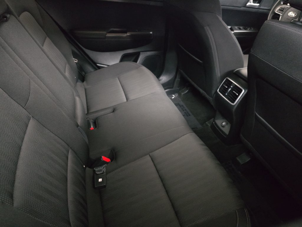Used 2019 Kia Sportage LX FWD image 13