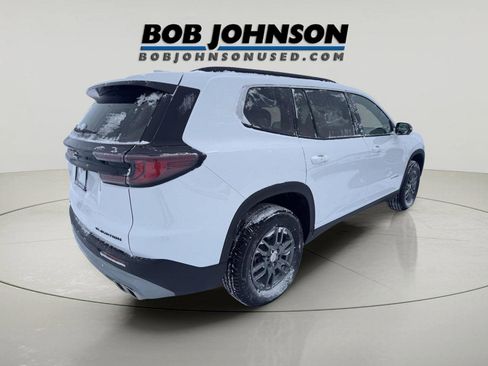 Used 2025 GMC Acadia Elevation image 7